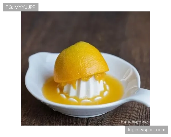 董志豪家的冰箱里塞满蛋白粉，连饮料都是按克算的